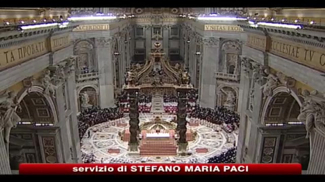 Alle 22 il papa celebra la messa della notte di Natale in San Pietro