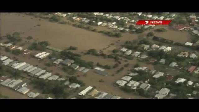 Inondazioni Australia, piena del fiume arriva a Brisbane