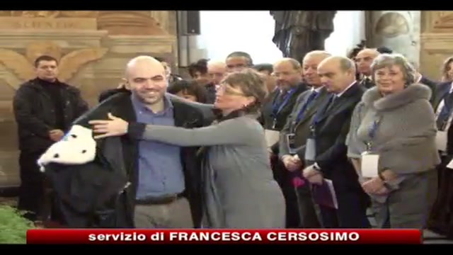 Laurea ad honorem per Saviano che dedica ai pm di Milano