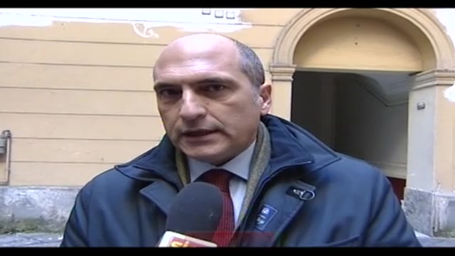 Primarie Napoli, vince l'europarlamentare del PD Cozzolino
