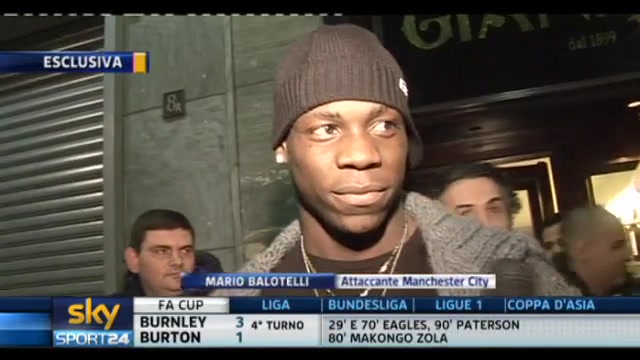 Balotelli: per ora sto bene a Manchester