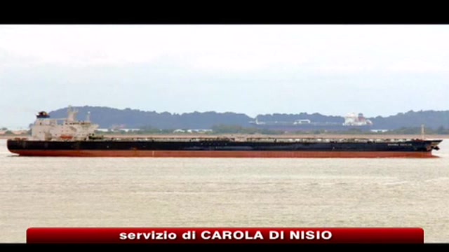 Petroliera italiana sequestrata, la Farnesina monitora la situazione