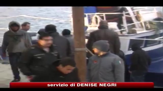 Lampedusa, emergenza immigrati da Tunisia ed Egitto