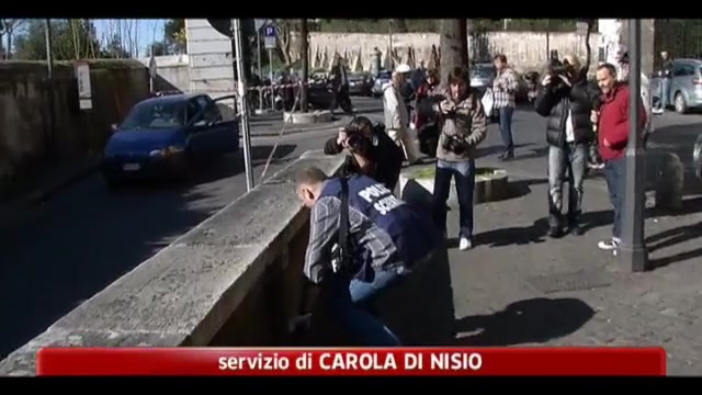 Ragazza stuprata a Roma, è caccia agli aggressori