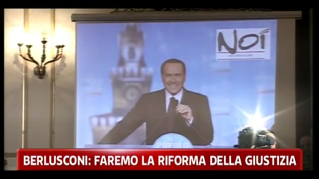 Berlusconi: mi vogliono eliminare per via giudiziaria