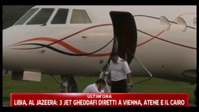 Libia, possibile fuga in aereo di Gheddafi