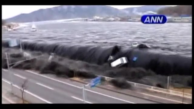 Giappone, immagini dell'arrivo dello Tsunami