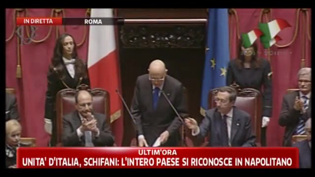 Napolitano alla Camera: viva l'Italia unita