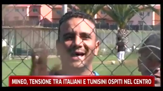 Mineo, tensione tra italiani e tunisini ospiti del centro