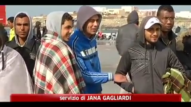 Immigrati, Bricolo: necessario il blocco navale