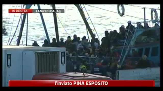 Oltre 600 arrivi, oggi Berlusconi torna sull'isola