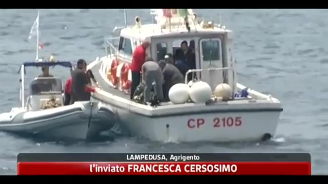 Lampedusa, continuano i trasferimenti dei migranti
