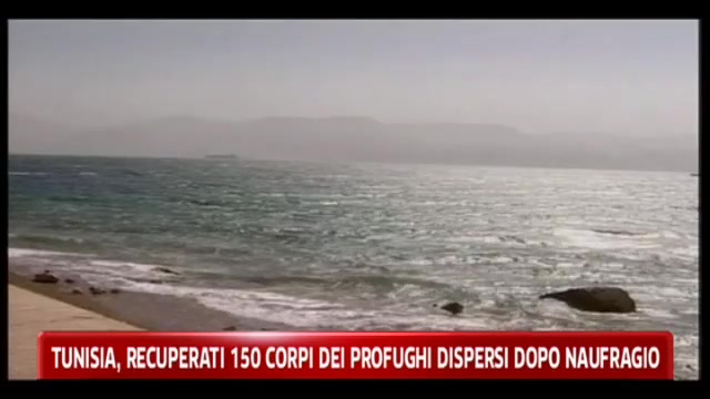 Tunisia, recuperati 150 corpi dei profughi dispersi dopo naufragio