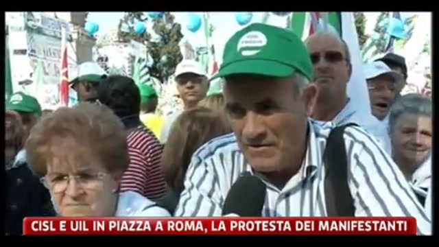 Cisl e Uil in piazza a Roma, la protesta dei manifestanti