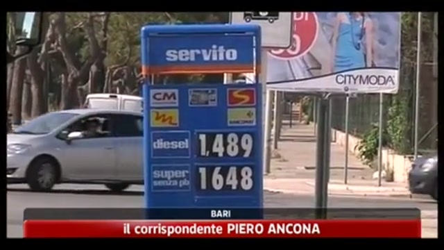 Caro carburanti: benzina a 1,64 euro, gasolio vicino a 1,50