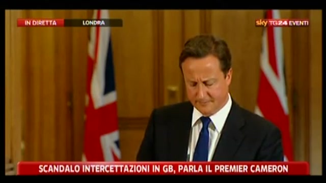 4 - Intercettazioni, Cameron: inchiesta politica