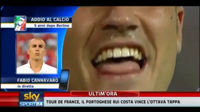 Cannavaro dice addio, il saluto di Checco Zalone