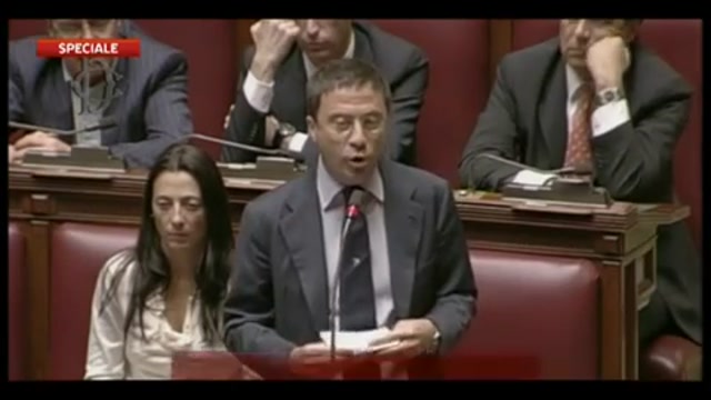 Bocchino: governo non si assume responsabilità