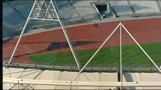 Londra 2012, inaugurata la nuova pista di atletica