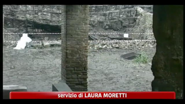 Pompei crolla parte del muro romano a Porta Nola