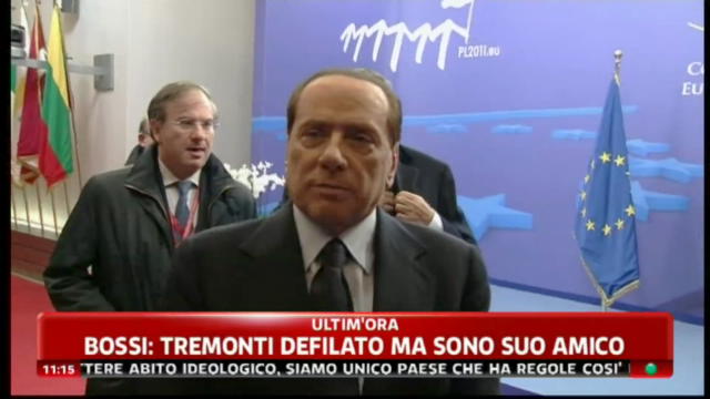 Bossi smentisce accordo con Berlusconi su elezioni 2012