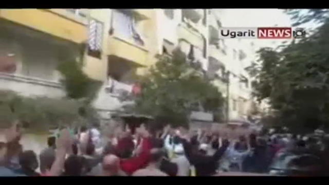 Siria, 13 persone uccise durante manifestazioni a Homas