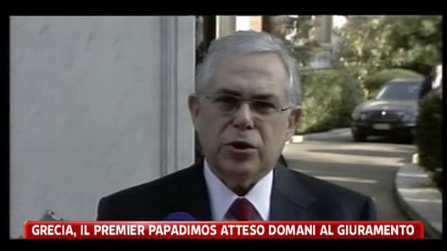 Grecia, il premier Papademos atteso domani al giuramento