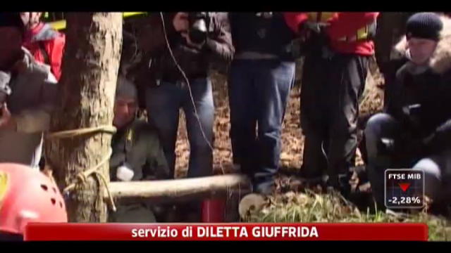 Brescia, speleologa ferita riportata in superficie