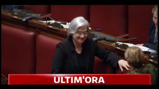 Monti, primo giorno in parlamento