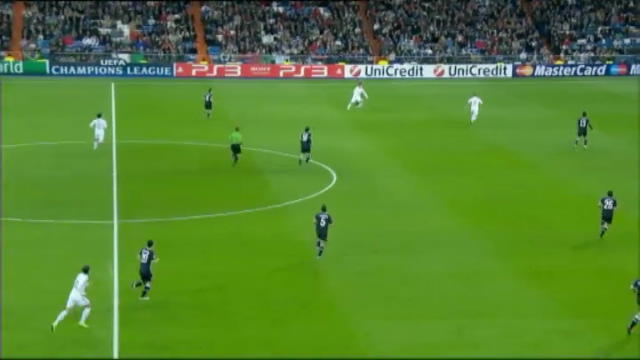 Real Madrid-Zagabria 2-0, gol di Jose Callejon( 6')