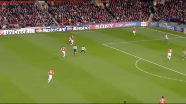 Manchester United - Benfica 2-2, gol di Aimar (61')