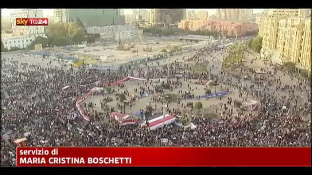 Egitto, migliaia in piazza Tahrir contro l'esercito