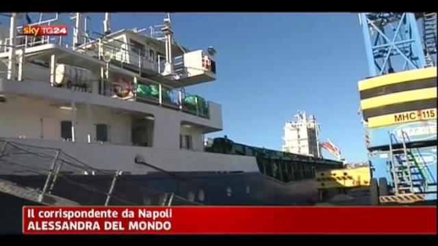 Napoli, pronta a salpare verso Olanda nave carica di rifiuti