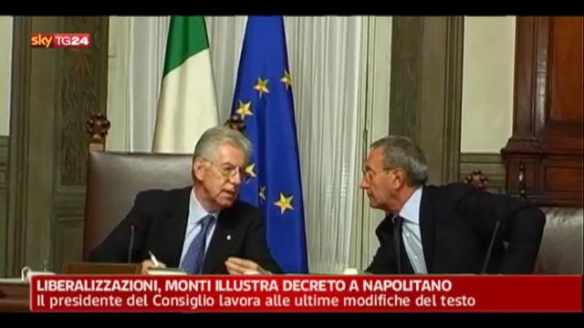 Liberalizzazioni, Monti illustra decreto a Napolitano