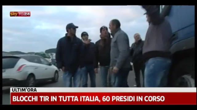 Blocco Tir in tutta Italia, 60 presidi in tutta Italia