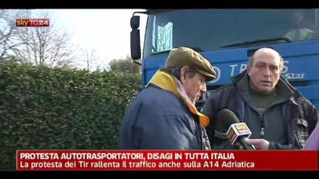 Protesta dei TIR rallenta traffico anche sulla A14 Adriatica