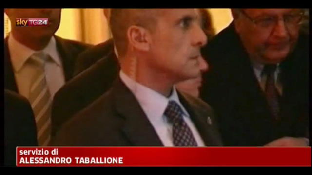 Berlusconi: non stacco la spina al governo Monti