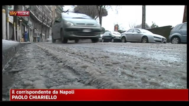 Maltempo, Napoli imbiacata dalla neve