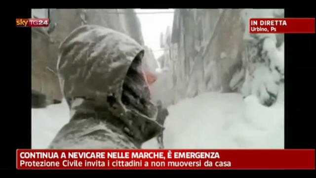Emergenza maltempo, ad Urbino raggiunti i tre metri di neve