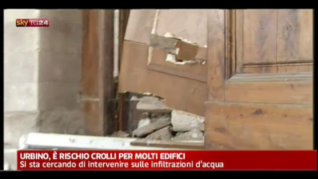 Urbino, è rischio crolli per molti edifici