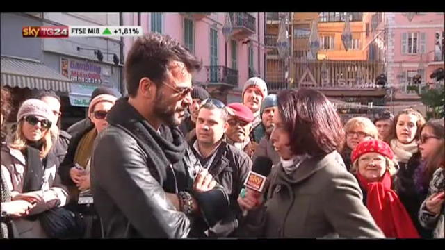 Sanremo 2012, Renga: noi artisti solo una cornice