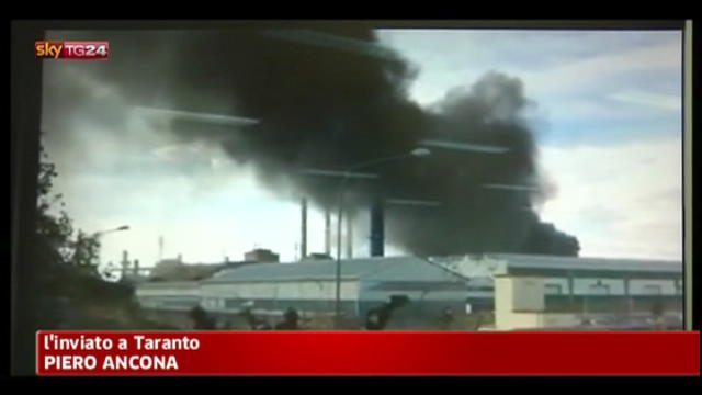 Taranto, divampa incendio all'interno dell'Ilva