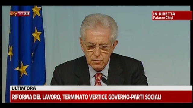 Riforma lavoro, conferenza stampa di Mario Monti