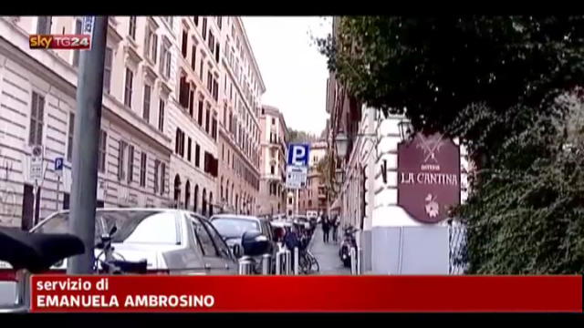 Taglieggiavano commercianti, arrestati 2 vigili a Roma