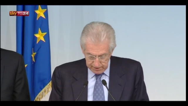 Monti: stiamo cercando di evitare destino di Atene