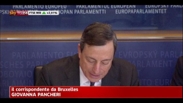 Bruxelles, Draghi: recessivo risanare conti alzando le tasse