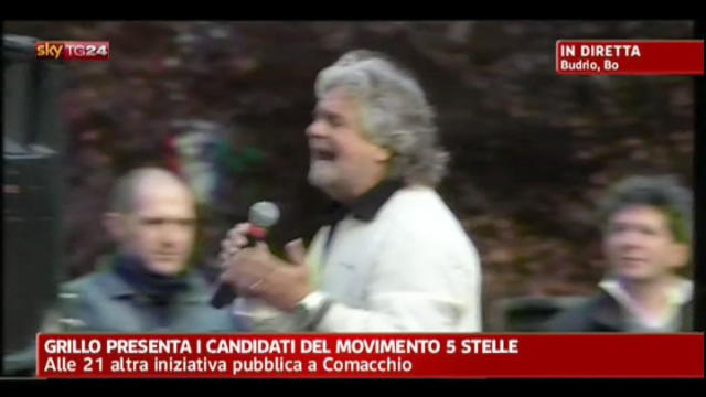 Grillo presenta i candidati del movimento 5 stelle