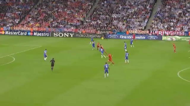 Bayern-Chelsea 3', Schweinsteiger ci prova dalla distanza