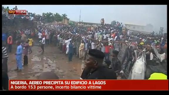 Nigeria, si schianta un aereo passeggeri a Lagos