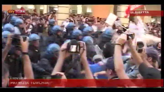Intervento Monti, tensione tra centri sociali e polizia